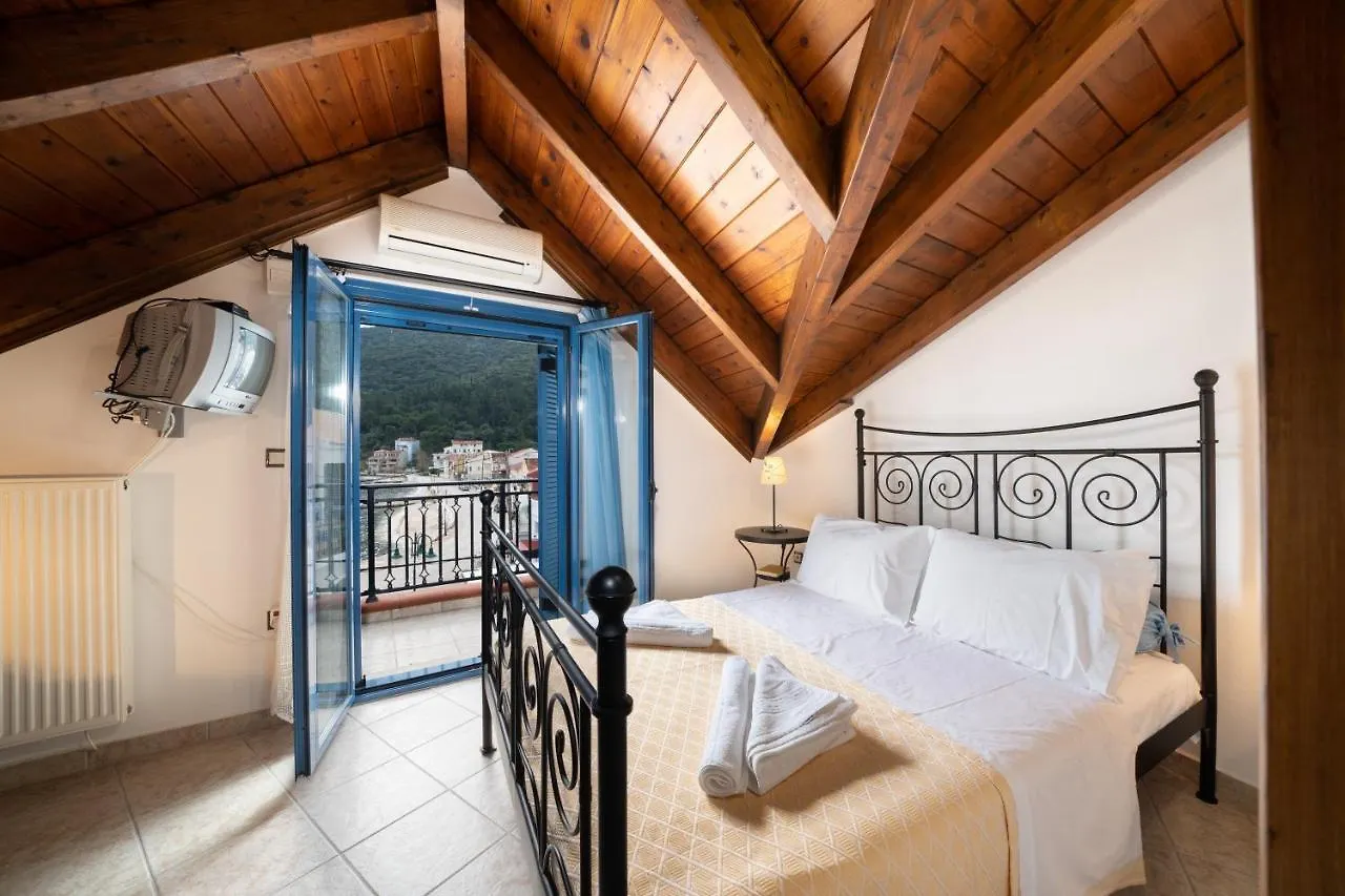 Veranda Mare Agia Efimia Lägenhet